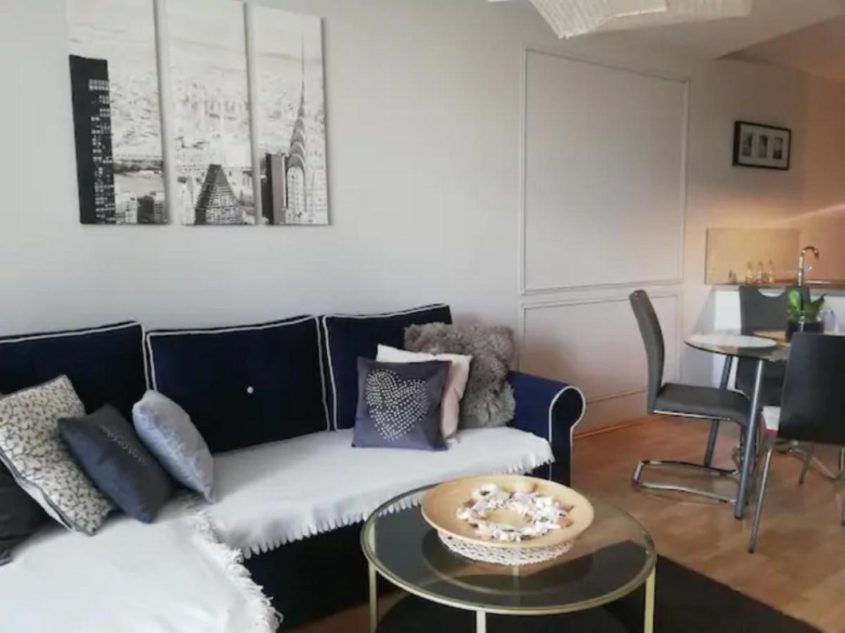 Lucka Superior Z Tarasem Apartman Varsó Kültér fotó